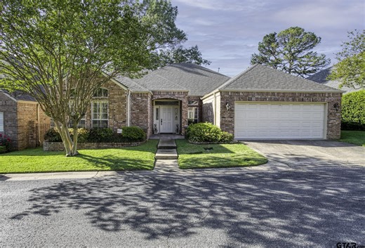 1418 Hollytree Pl, Tyler, TX 75703 - MLS 26005156 - Coldwell Banker