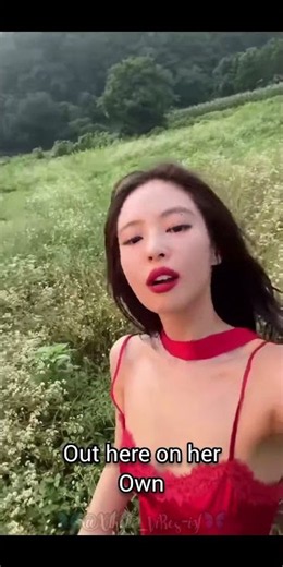 fallen angle in the field...!😭👀❤️#behindthescenes #fallenangle #jenniekim