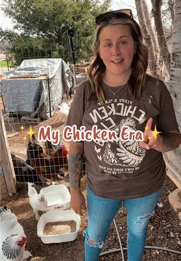 Living my best life ✨🐓 #chickensoftiktok🐔 #chickenmom #fypシ #chickenowner #hensoftiktok