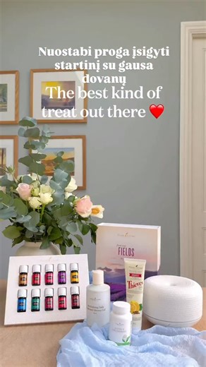 🌿 Jei laukiai tinkamo momento – jis dabar 🌿 Sausio 17 d. Prasidėjo Young Living diena iki sausio 30d✨ Jei jungiesi pirmą kartą per mane ir imi startinį rinkinį, gauni: 🎁 startinį rinkinį su difuzoriumi 12 aliejų 🎁 papildomas dovanas prie rinkinio (ribotas kiekis matai jas video ) 💛 Premium Starter Kit su „Macaron“ difuzoriumi 👉 NEMOKAMAI gauni „Try & Love Jumpstart Box“, kurioje: – Bath & Shower Gel Base Revitalizing Daily Bath – Thieves AromaBright Toothpaste – Super B 💛 Premium Starter 