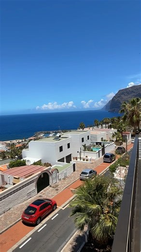 14 reactions | Fully refurbished to a high standard, this beautiful...