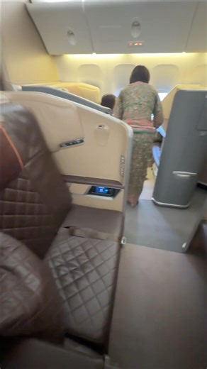 Is this one of the best First Class in Asia? Singapore Airlines B777-300