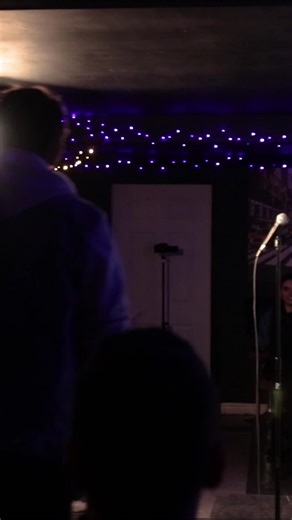 Staying in because of the winter chill? ❄️ Why not warm up with some laughs instead? Come hang out in our cozy basement and enjoy a night full of comedy! 😂 Check out showtimes and pick your perfect moment: https://backroomcomedyclub.com/showtimes/ Comment