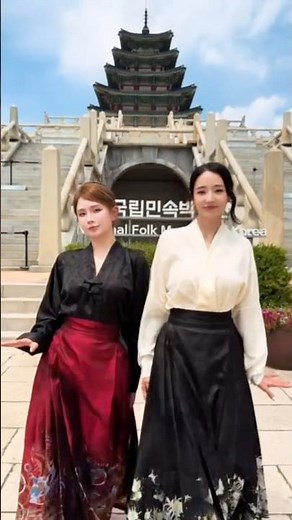 "HUA LIU NEVER GOES OUT OF STYLE 🔥 Han Chae-young + AI Yaoyao in Mamianqun! I'm in KOREA! 🇨🇳🤝🇰🇷"