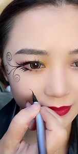 Easily draw beautiful, realistic eyebrow lines #eyebrowdrawingtutorial #wildEyebrow training