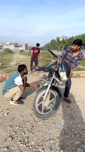 Kya Chor Banega Re Tu 😂 #comedy #chori #funny #relatable #desicomedy #trending #shorts #shortvideo