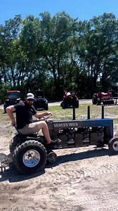 Dueces Wild Tears Up the Ground🤣 #trucklife #peterbilt #international #reels #trucks #funnyreels | Bruce Wilson