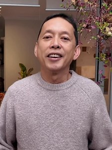 Sunday Devotional: Walking in Unity Life isn’t always easy. People will test your patience — at home, at work, even in church. There will be moments when tempers flare and words hurt. But Paul reminds us that unity doesn’t just happen — it’s something we choose and work hard to keep. “Be completely humble and gentle; be patient, bearing with one another in love. Make every effort to keep the unity of the Spirit through the bond of peace.” — Ephesians 4:2–3 I love how Paul says completely humble 