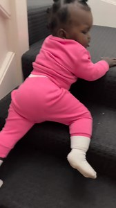 Teaching Lulu to get down the stairs. She picked it up in few days and was able to slide down. It’s so scary having stairs with babies learning to crawl | Blossom Mum