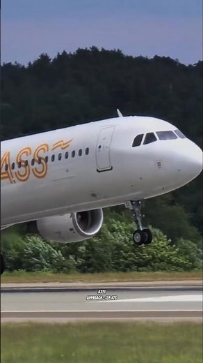 Airbus A321 Landing | Sunclass Airlines