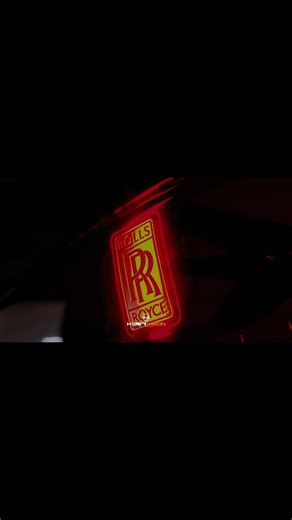 PPF & Envelopamento HIPERVISION 🇧🇷 on Instagram: "Dois ícones. Uma cor. Um impacto impossível de ignorar. Rolls-Royce Cullinan e Lamborghini Urus receberam o exclusivo Tiffany, um verde-água sofisticado que transforma luxo em presença absoluta. Envelopamento executado com material premium, acabamento fino e precisão máxima em cada detalhe. Não é apenas cor. É personalidade, imponência e alto padrão em movimento. Quando o luxo encontra a ousadia, o resultado é inesquecível. 💎🚘 #hipervisionenv