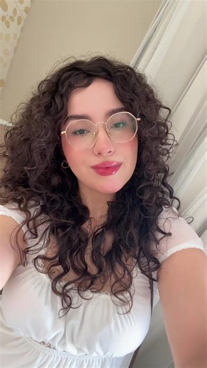 Videos de Samanta Robles 🦢 (@samantaarobles) con “original sound - caitlin 🙊”