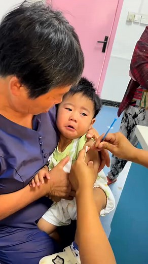 human cub #beautiful #handmade #pregnant #newborn #instagood #babies #baby #babyshower #instagram #mama #babyboy #motherhood #family #babygirl #cute #happy #fashion #cutebaby #momlife #mom #photography #babylove #babyphotography #bebe #babyfashion #kids #babiesofinstagram #love #pregnancy | Olive Robinson