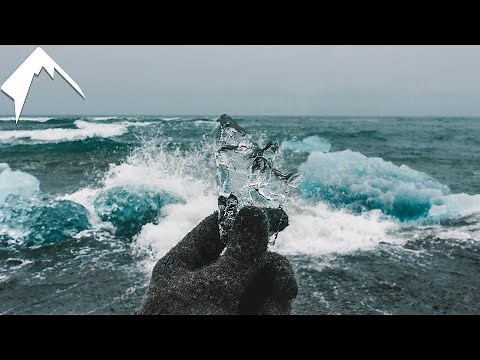 Diamond Beach Iceland!! (COOLEST PLACE IN ICELAND)