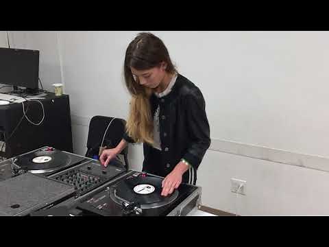 Applying Grandmaster Flash's "Quick Mix" Theory