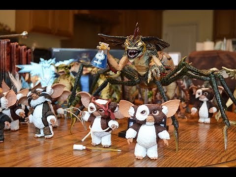 Neca SPIDER GREMLIN FIGURE unboxing review! REEL TOYS GREMLINS COLLECTION! Gizmo Stripe