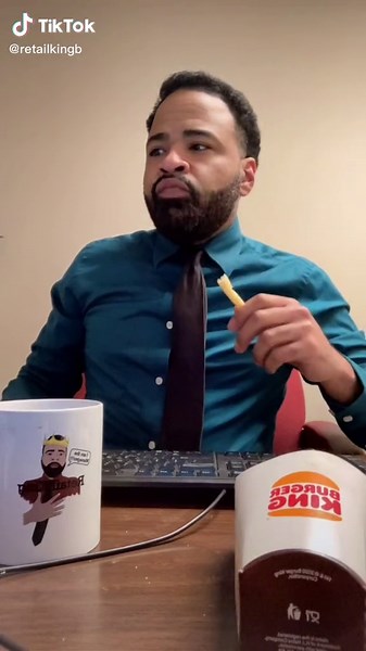 Can't Come to Work Today: Retail Worker's Hilarious Call-Out