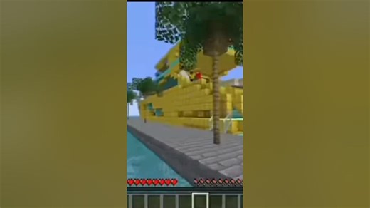 Boats battle in Minecraft 🤯