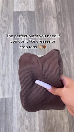 Stylish Outfit Alternatives to Dresses and Crop Tops