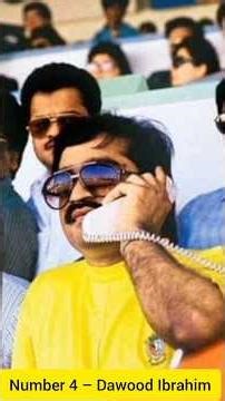 Top 10 Most Notorious Gangsters in History 😱 | World’s Most Dangerous Criminals