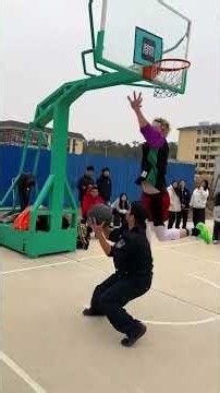 既然巅峰留不住那就从走来时路！面面的小白龙岩明德职业中专学校保安篮球温水煮了将军梦匹克将军