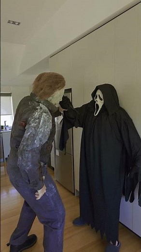 Ghostface VS Michael Myers!!! #michaelmyers #scream #halloween