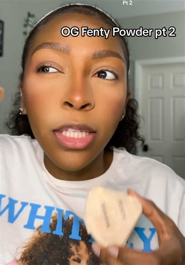 Once again I say thank you @Izzy’Mael !! 💕🤞🏾 #fenty #fentybeauty #settingpowder #Flashback #talc Pro Filt'r Instant Retouch Setting Powder review @Fenty Beauty