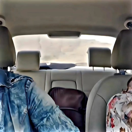 -This Story 🙂 | Unique.xd