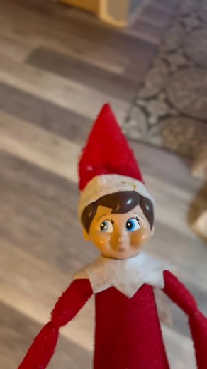 Christmas Sticker Pox: Elf on the Shelf Ideas and Kits