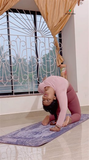 Back bending yoga poses sequence #yogaurmi #yogawithurmipandya #urmiyogaacademy #shorts #short #yoga