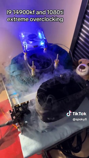 Extreme Overclocking: I9 14900kf & 1080ti with LN2