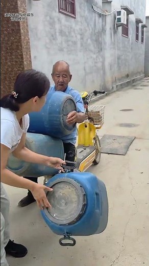 There's always a solution! #FunnyVideo #Unexpected