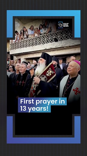For the first time in over thirteen years, a divine service was held at the Greek (Rûm) Orthodox Church in al-Ghassaniyah, a village in rural Edleb, Syria—marking a moving symbol of faith’s endurance amid devastation. The historic liturgy, led by Metropolitan Mor Athanasios Fahd, Archbishop of Latakia, brought together clergy from various Christian denominations, including Bishop Hanna Jallouf of the Latin Church, Rev. Ibrahim Nseir of the Evangelical Synod, and Archimandrite Boulos Orduluoğlu, 