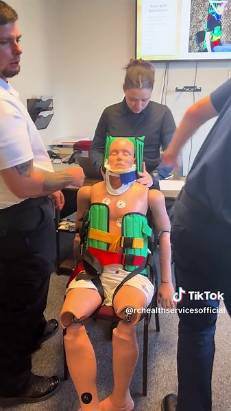 Entrenamiento con el KED: Rescate Efectivo en Emergencias