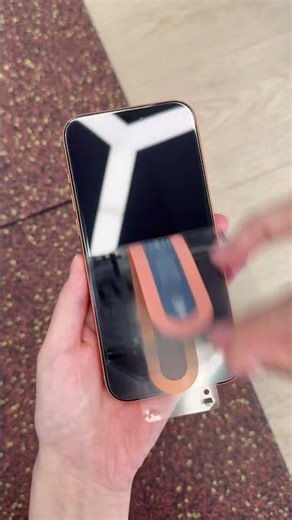 Ever dropped your phone while working out? You’re not alone. 📱💥 #smartdevil #screenprotector #gym