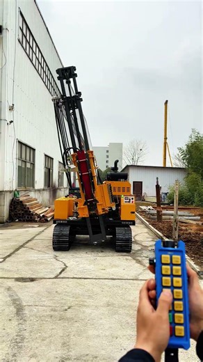 High Quality Solar Piling Machine Crawler Pile Driver with GPS