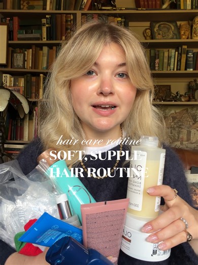 how to get soft supple hair for those of us prone to dry, brittle hair! @kerastase.official @olaplex @randco @nizoral_us @redken @k18hair @malibucpro products in order: k18 peptide prep detox shampoo malibu c hardwater wellness shampoo nizoral anti-dandruff shampoo olaplex bond maintenance shampoo kerastase fondant cica chroma conditioner olaplex rich hydration mask joyance waterproof plastic shower caps r&co bleu f layer serum conditioner redken acidic bonding concentrate #haircareroutine #fine