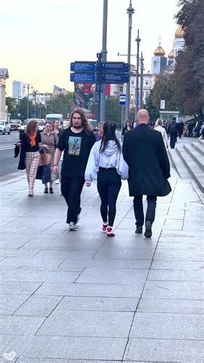 A compilation of bizarre and hilarious street antics in the US! I can't stop laughing! 😂 #StreetPranks #UltimatePranksters#USAtiktok #AmericanLife #USAtrending