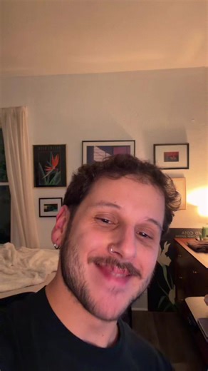 new season of traitors is out tonight!! this is major!! i cannot wait, also taco bell of course for the special occasion #traitors #tacobell #mlm #gaymer #hotguyalex