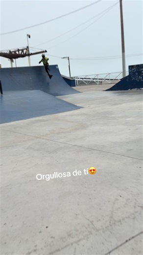 hai_yang5 (@hai_yang5)’s videos with sonido original - Lalo