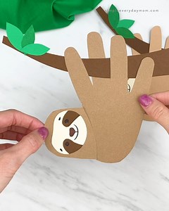 Such an adorable sloth craft! Use the printable template to make 👇 | Simple Everyday Mom