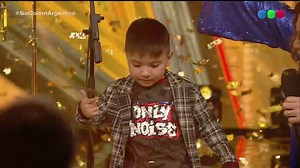 888K views · 37K reactions | Flor se enamoró de Aythan y lo llevó a la final con su botón dorado ⭐️ #GotTalentArgentina | Telefe | Facebook