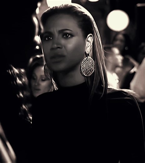 #gif #beyonce— My Beyonce. . . . . I really just wanted to use this sound if that wasn’t obvious 😛 #beyhive #moots #beyonceedit