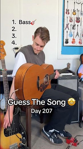Day 207 | Can you guess the song? 😁 Made this with my Loop Station (Boss RC-3) 🎶 #guessthesong