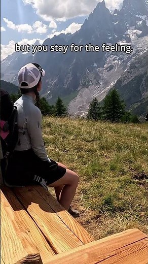 Hiking in the Alps 🇨🇭 | Unreal Mountain View (TMB Route)