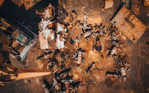 【美国电子摇滚乐队】AWOLNATION - Panoramic View (Official Music Video)