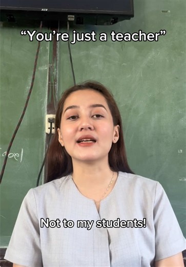 The Dynamic Role of Teachers on TikTok