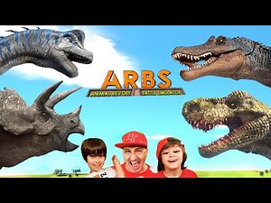 Dinosaurios CARNIVOROS vs. HERBIVOROS en el SIMULADOR!!