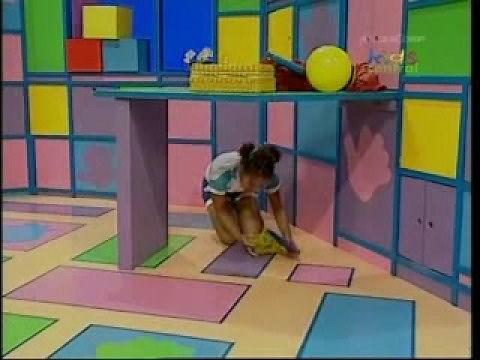 Hi-5 Kathleen Packing & Sorting Out