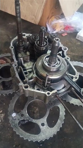 "Splendor+ Engine Repair Part 2 🔧 Full Fitting & Start in 40s | Must Watch Result #BikeRepair